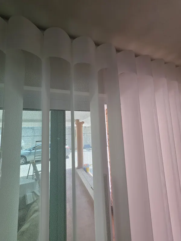 Detalle de los lienzos de tela de una persiana Dreams en Puebla