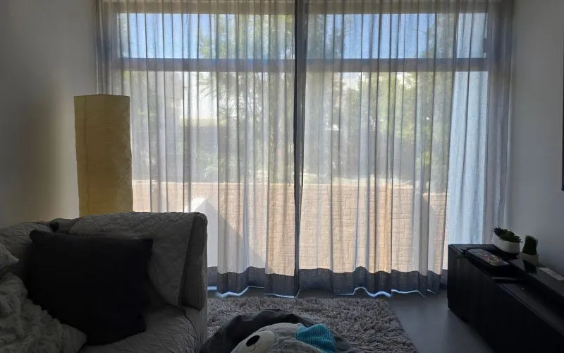 cortina traslucida en recamara